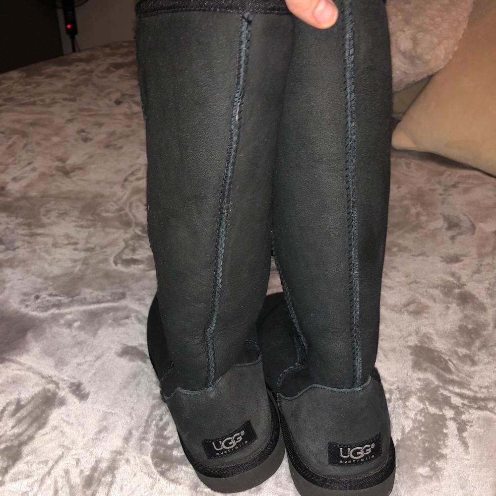 Tall classic black uggs